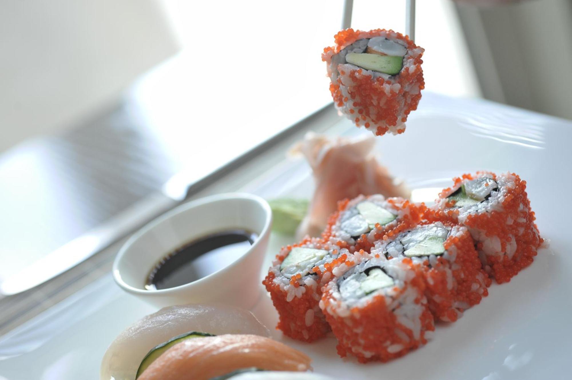 สเปลนดิด คอนเฟอร์เรนซ์ สปา รีสอร์ต Hotel บุดวา ภายนอก รูปภาพ California roll
