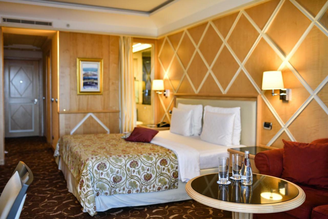 สเปลนดิด คอนเฟอร์เรนซ์ สปา รีสอร์ต Hotel บุดวา ภายนอก รูปภาพ