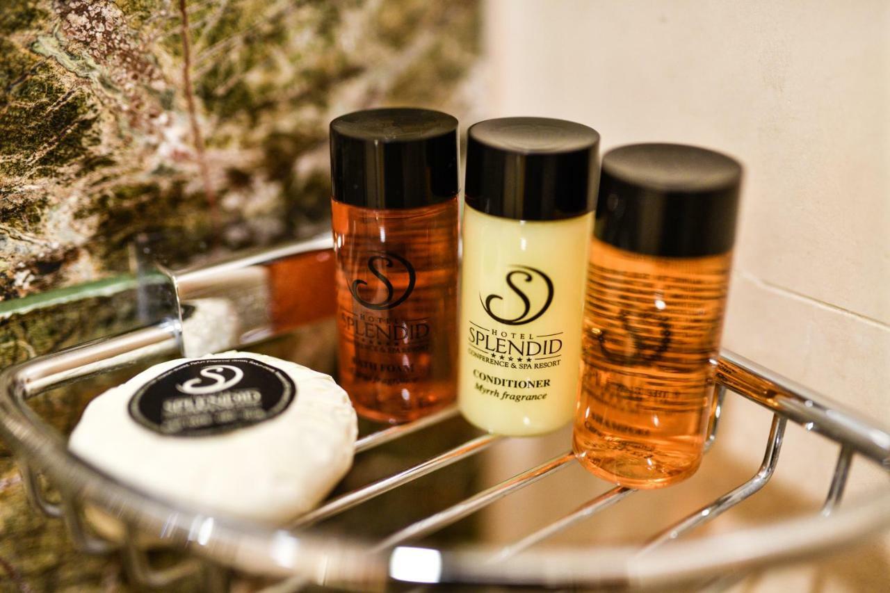 สเปลนดิด คอนเฟอร์เรนซ์ สปา รีสอร์ต Hotel บุดวา ภายนอก รูปภาพ Splendid toiletries