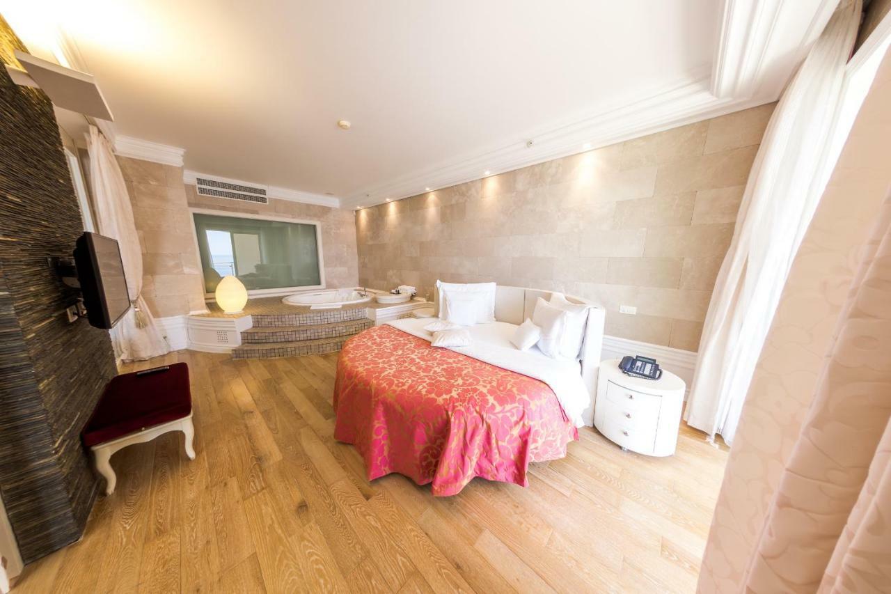 สเปลนดิด คอนเฟอร์เรนซ์ สปา รีสอร์ต Hotel บุดวา ภายนอก รูปภาพ